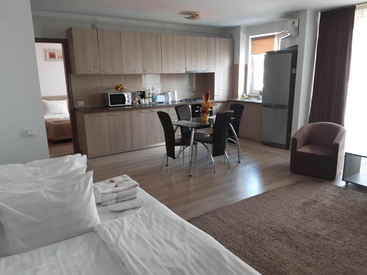 Apartament Marcel - Coresi Mall Braşov Exteriör bild