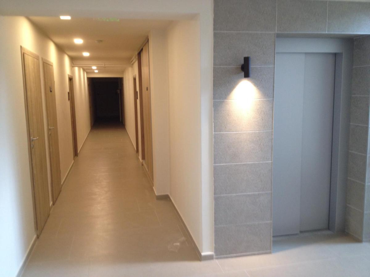 Apartament Marcel - Coresi Mall Braşov Exteriör bild